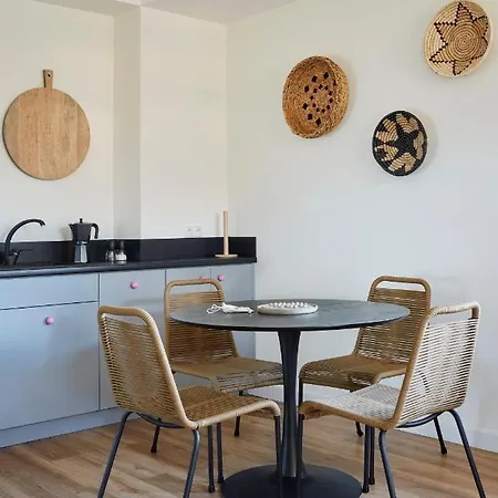 Appartement T9 *